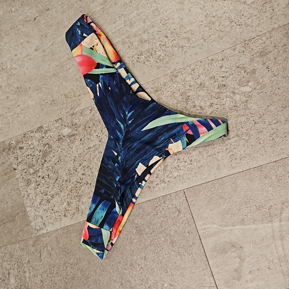 Stone Fox swim bottoms